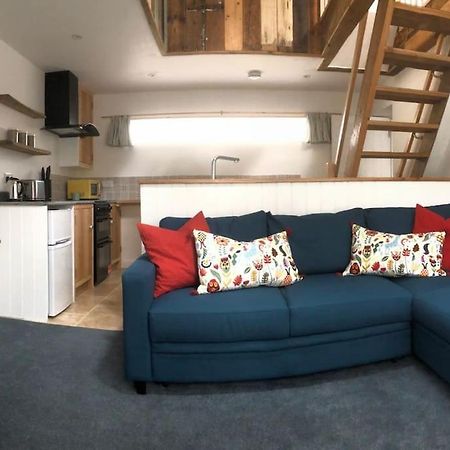 Cosy Rustic Annex In Quiet Cornwall Village Saint Wenn Exterior photo